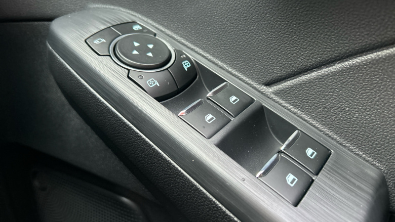 Ford Kuga 2.5 FHEV ST-Line 5dr CVT Hybrid Estate